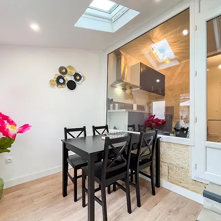 Holiday home Echoppe Typique Avec Terrasse