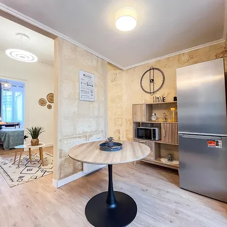 Holiday home Echoppe Typique Avec Terrasse Talence