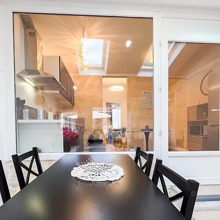 Сasa de vacaciones Echoppe Typique Avec Terrasse Talence